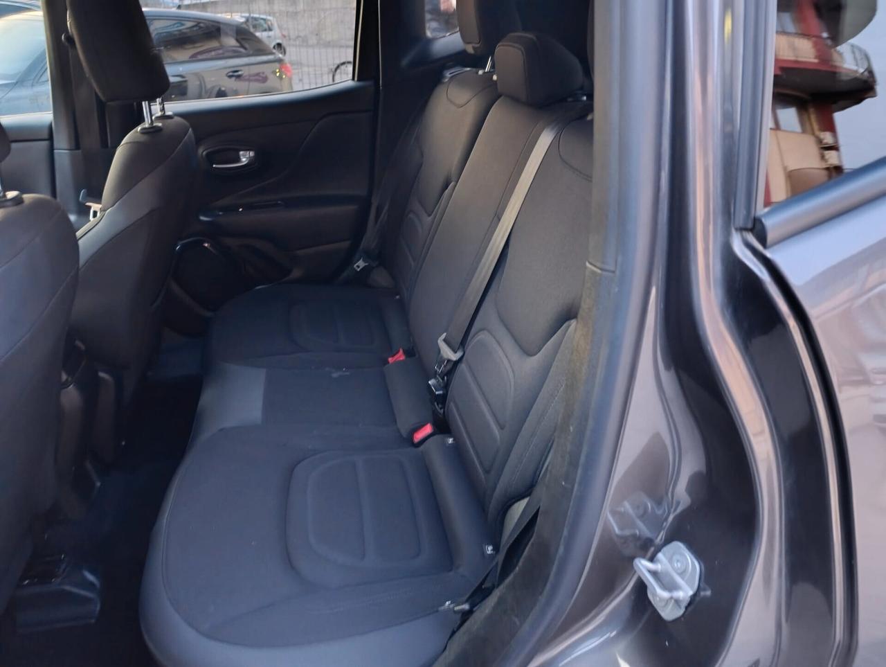 Jeep Renegade 1.6 E-TorQ EVO Longitude