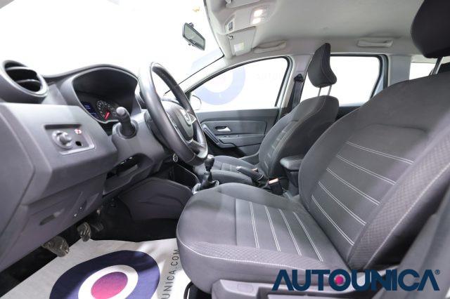 DACIA Duster 1.5 BLUE DCI 8V 115 CV 4x2 COMFORT FARI LED
