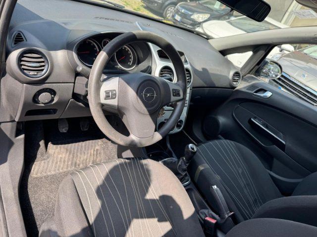 OPEL Corsa 1.2 5 porte Cosmo