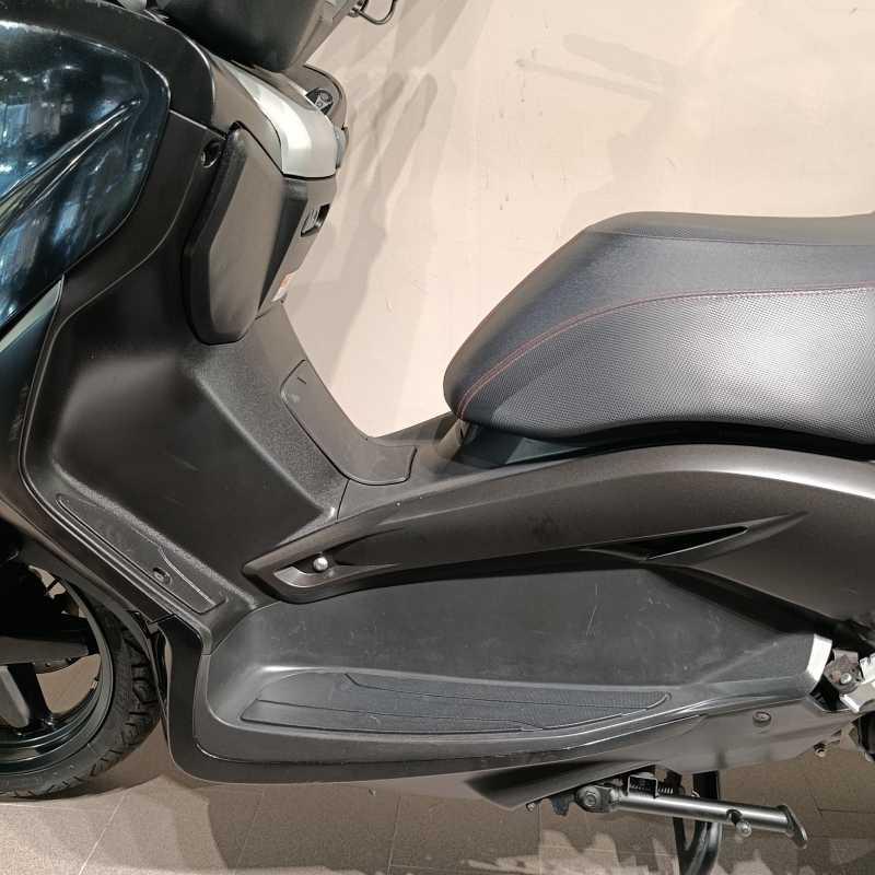 Yamaha X-Max 250 - 2011