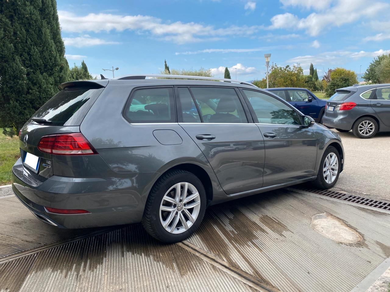 Volkswagen Golf Variant 1.4 TGI DSG Executive BlueMotion
