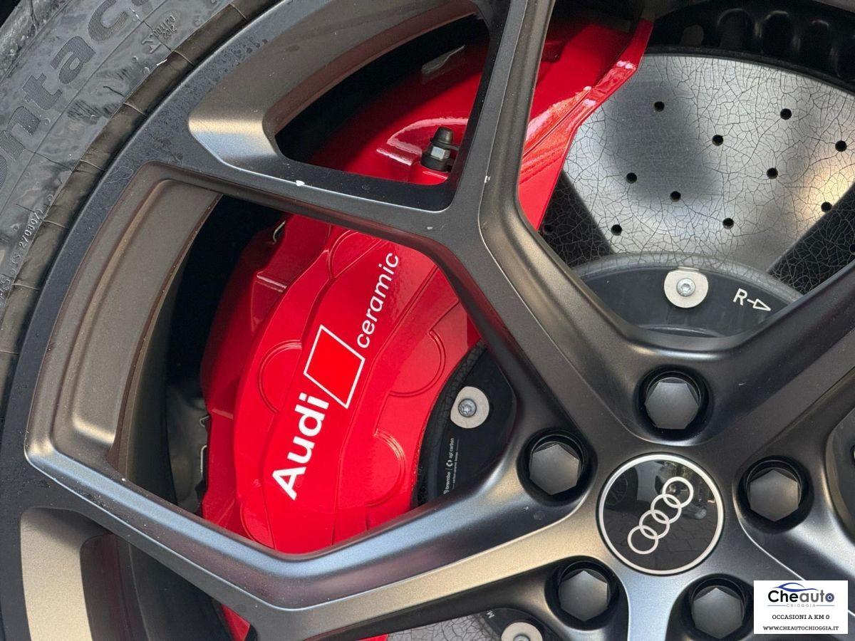 AUDI - RSQ8 - RS Q8 TFSI V8 quattro tiptr. Performance