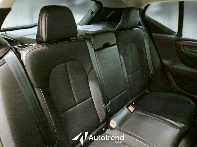 Volvo XC40 D3 150 CV AWD Automatica Business Plus