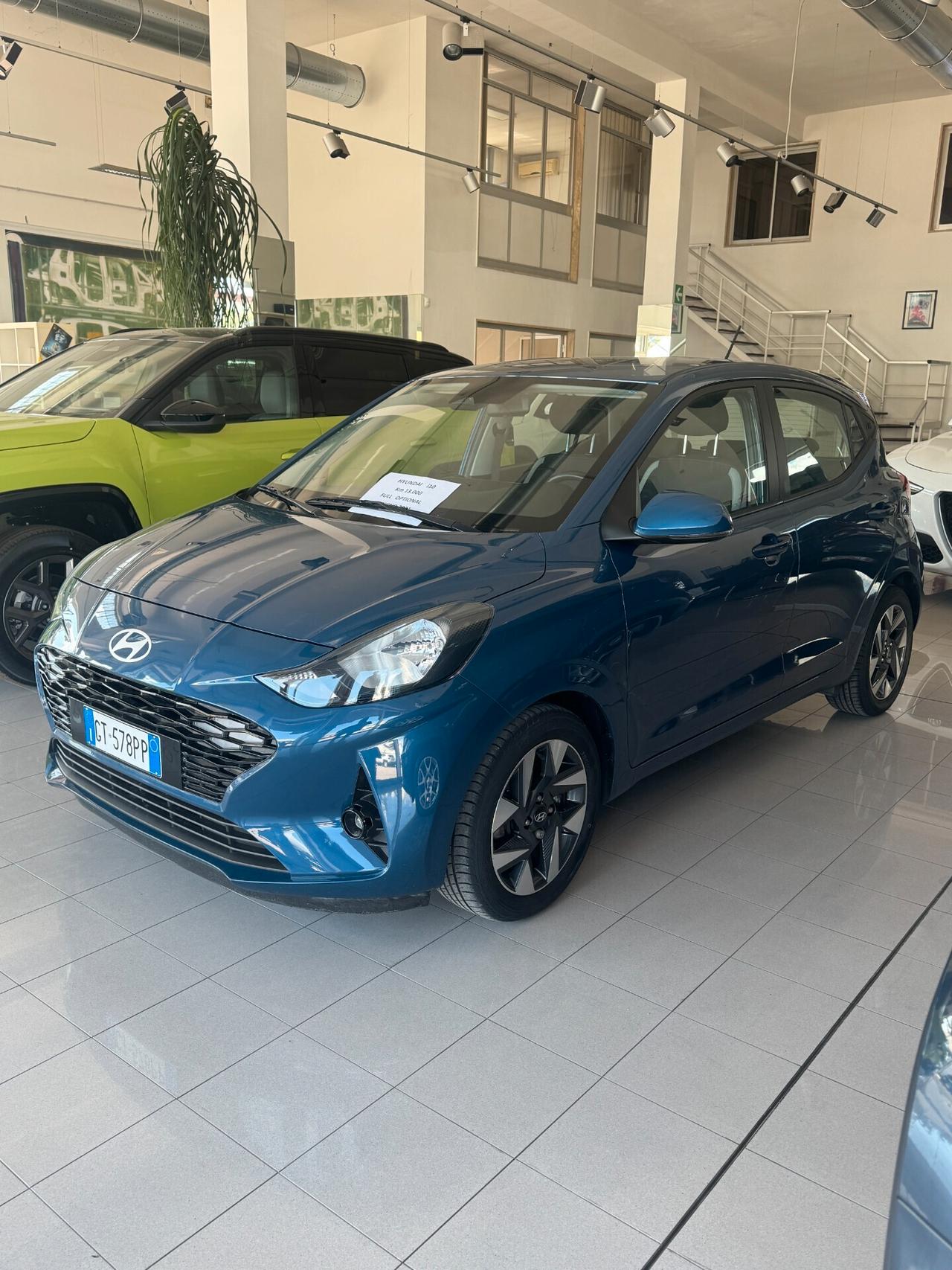 HYUNDAI i10 - FULL OPRIONAL 1.0 MPI Connectline