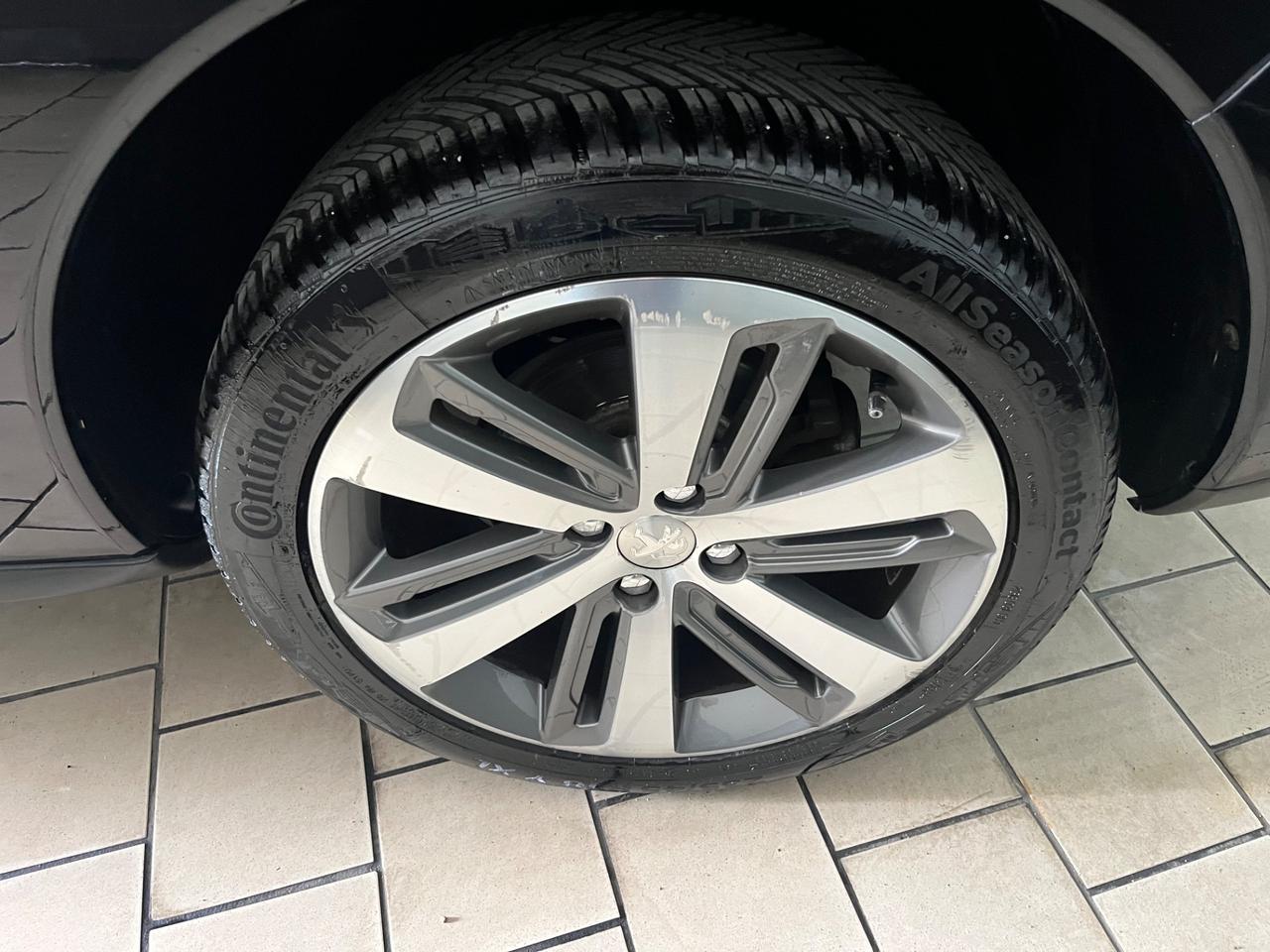 Peugeot 3008 1.6 THP 156CV Allure 73000 km 2015