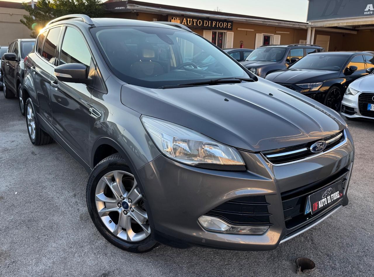 Ford Kuga 2.0 TDCI 163 CV 4WD Titanium NAVI RETROCAMERA