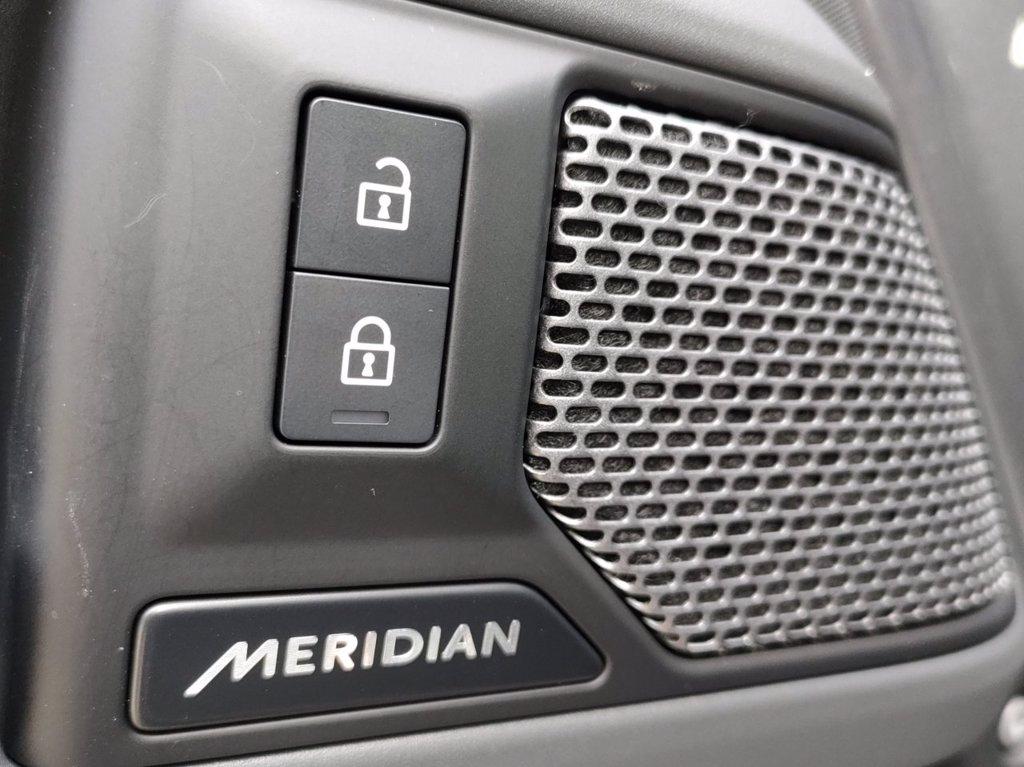 LAND ROVER Defender (2019) LAND ROVER 90 3.0D I6 250 CV AWD Auto X-Dynamic HSE del 2023