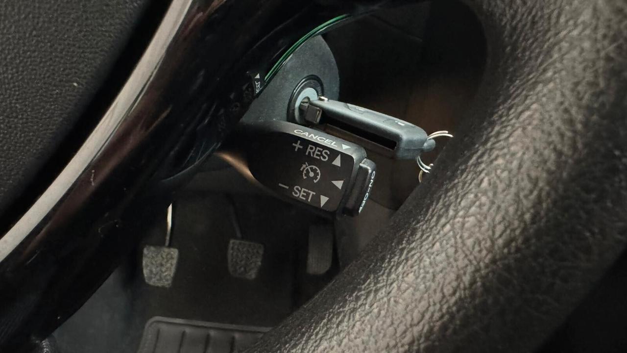 Toyota Aygo Connect 1.0 VVT-i 72 CV 5 porte x-fun