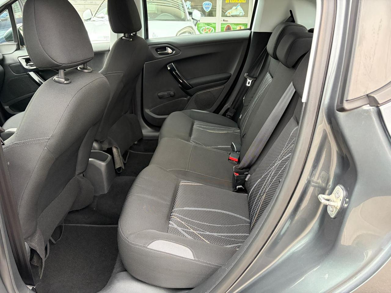 Peugeot 208 1.0 VTi 68CV 5 porte Access