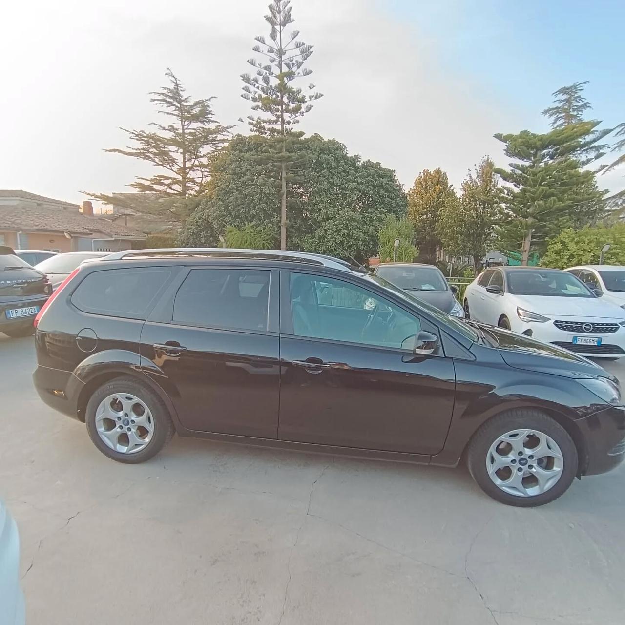 Ford Focus 1.6 TDCi TITANIUM OT TIMO STATO