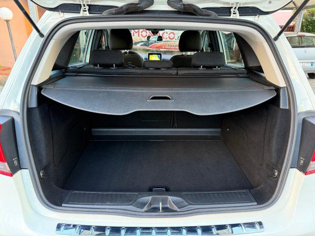 MERCEDES-BENZ B 180 d Business