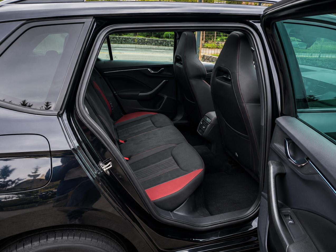 Skoda Kamiq 1.0 tsi Monte Carlo 110cv dsg *Promo SD 2026*