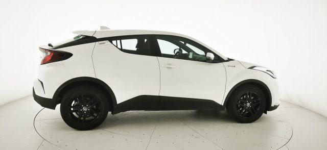 TOYOTA C-HR 1.8 Hybrid E-CVT Business