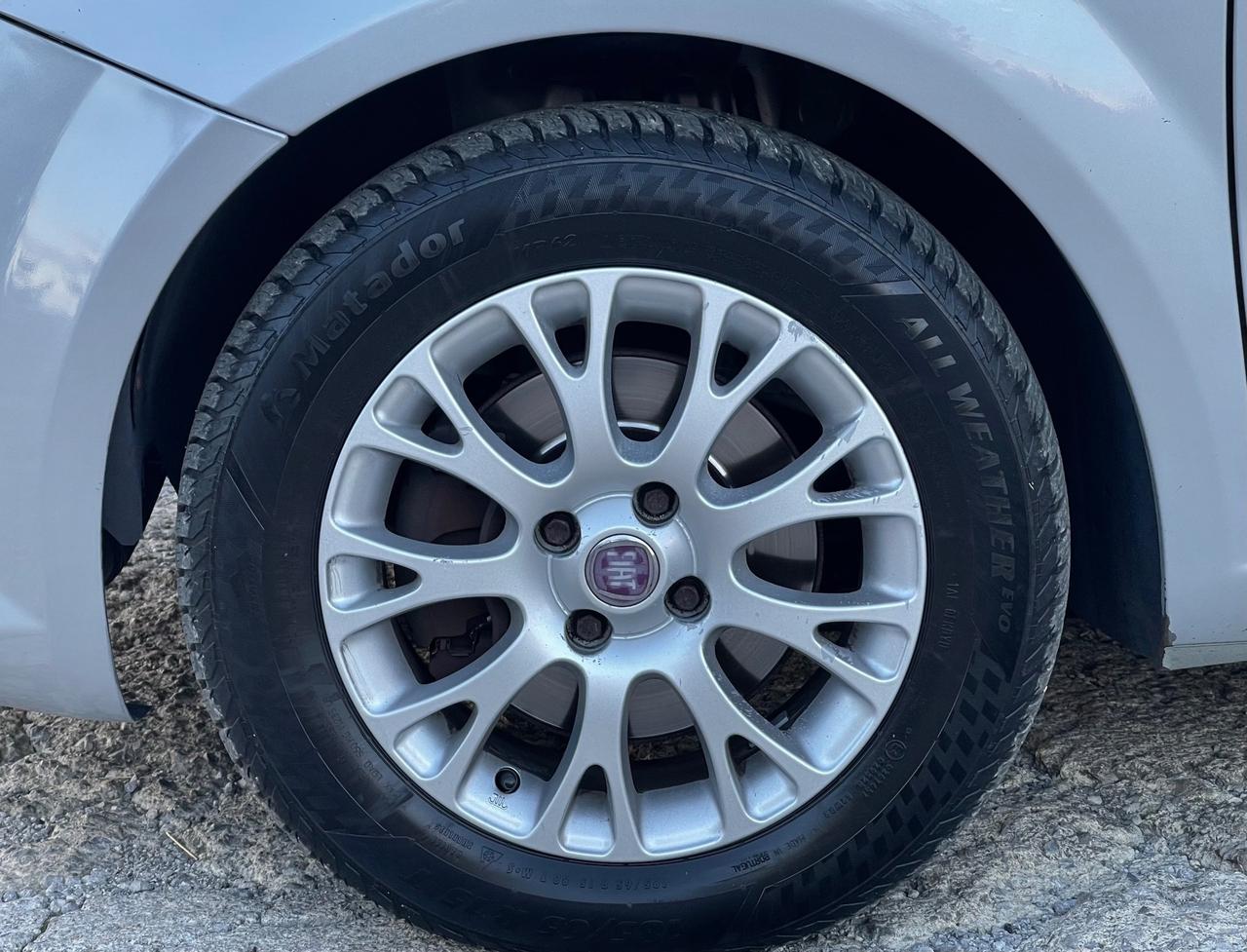 Fiat Punto Evo 1.3 Mjt 95 CV Emotion NEOPATENTATI