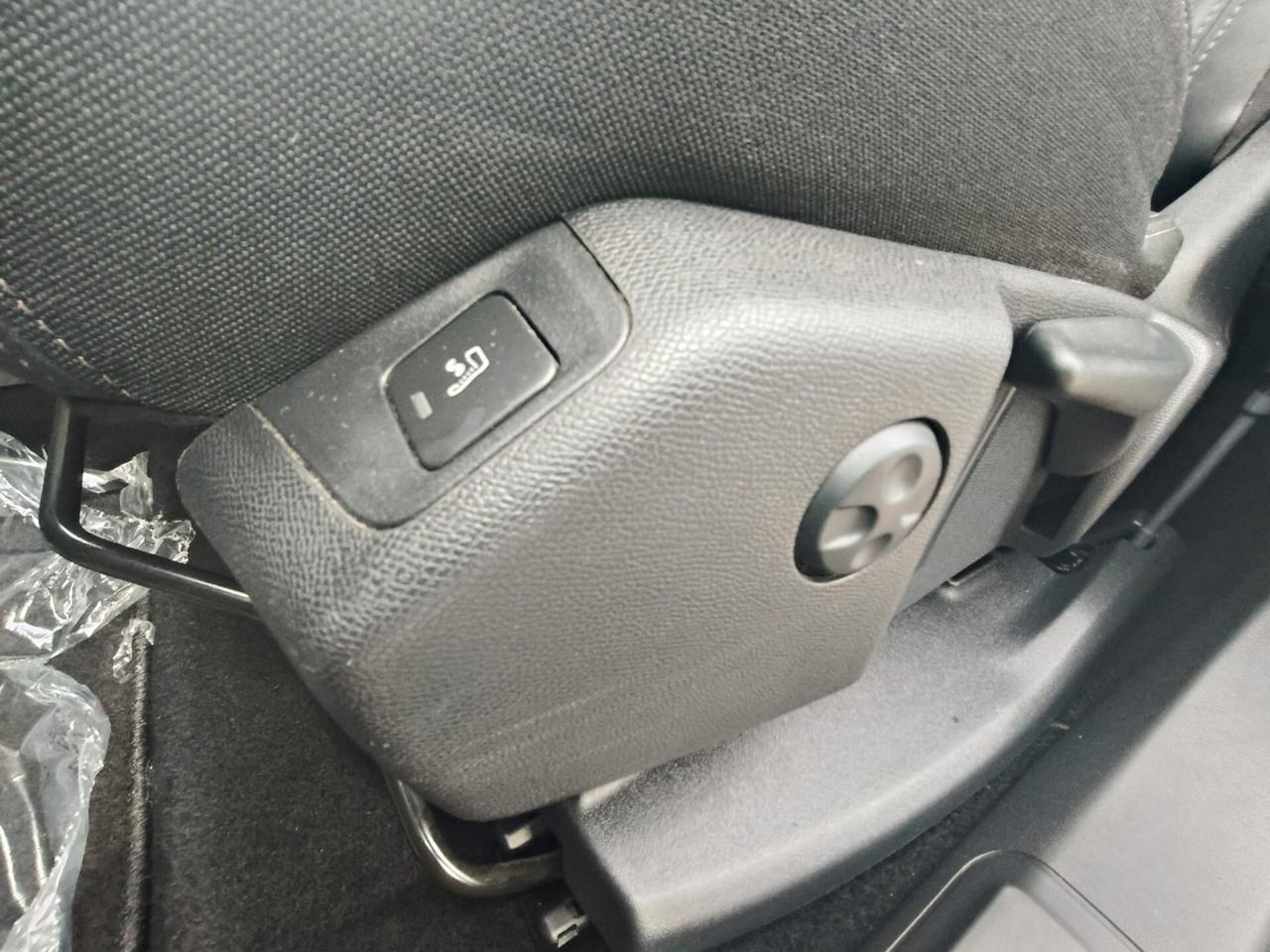 Peugeot 3008 BlueHDi 130 S&S EAT8 Allure