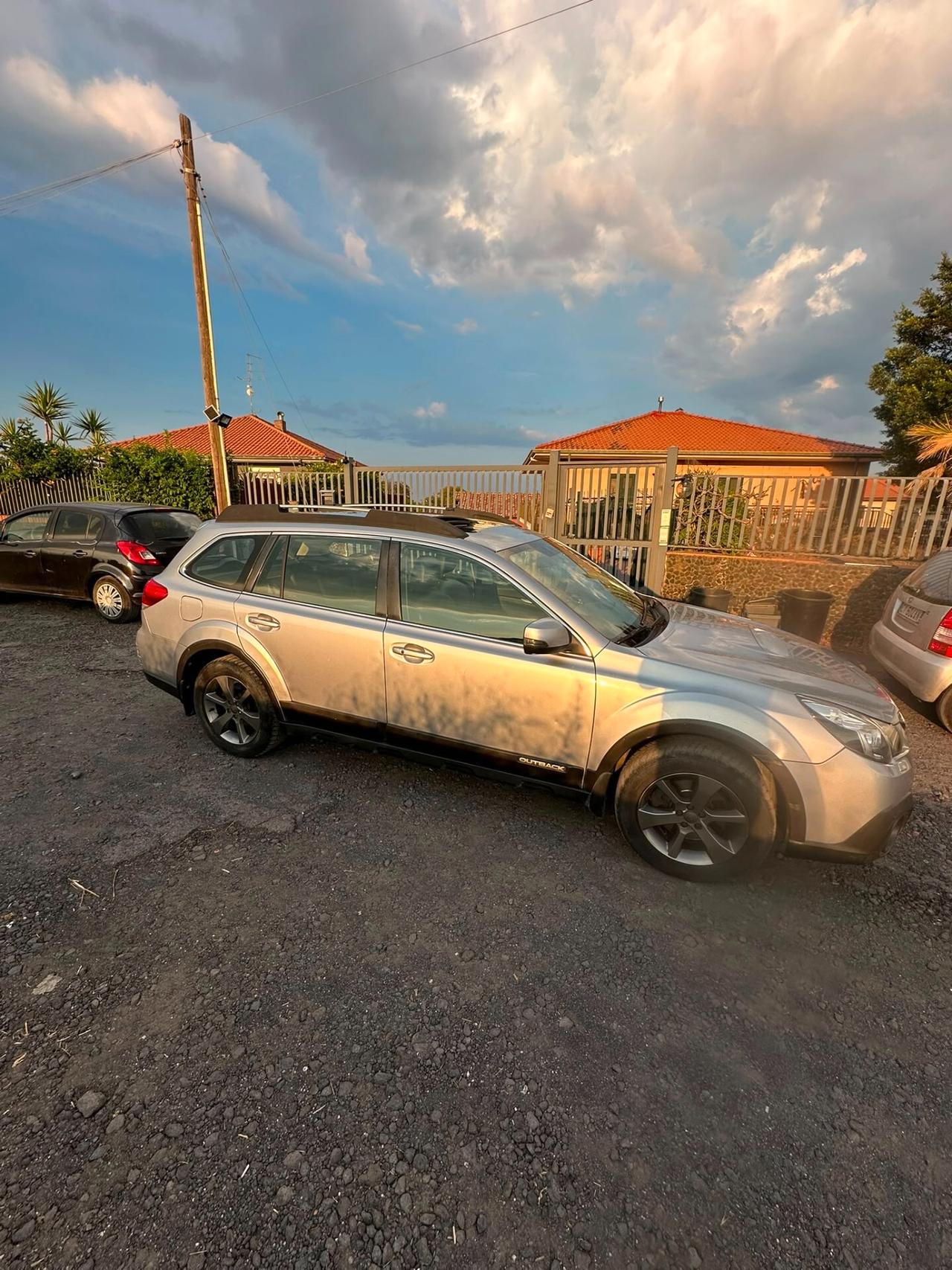 Subaru OUTBACK 2.0D CVT Exclusive