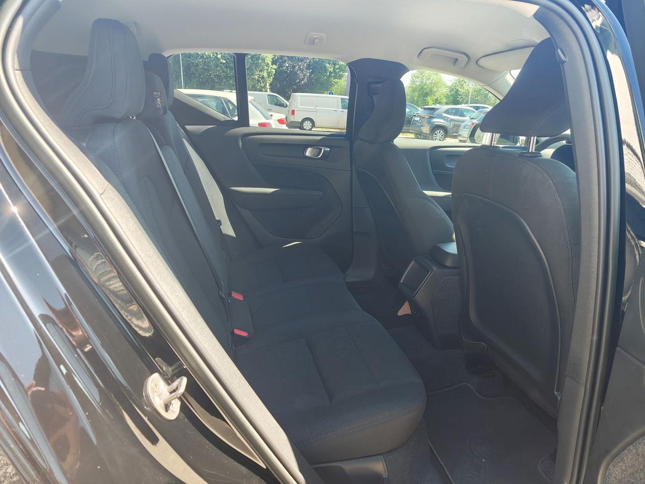 Volvo XC40 Essential T2 #11401
