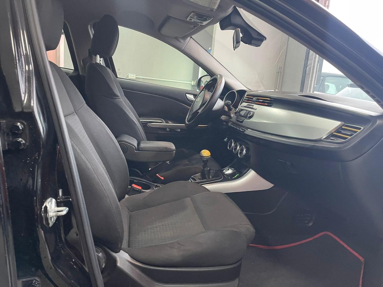 Alfa Romeo Giulietta 1.6 JTDm-2 105 CV Exclusive