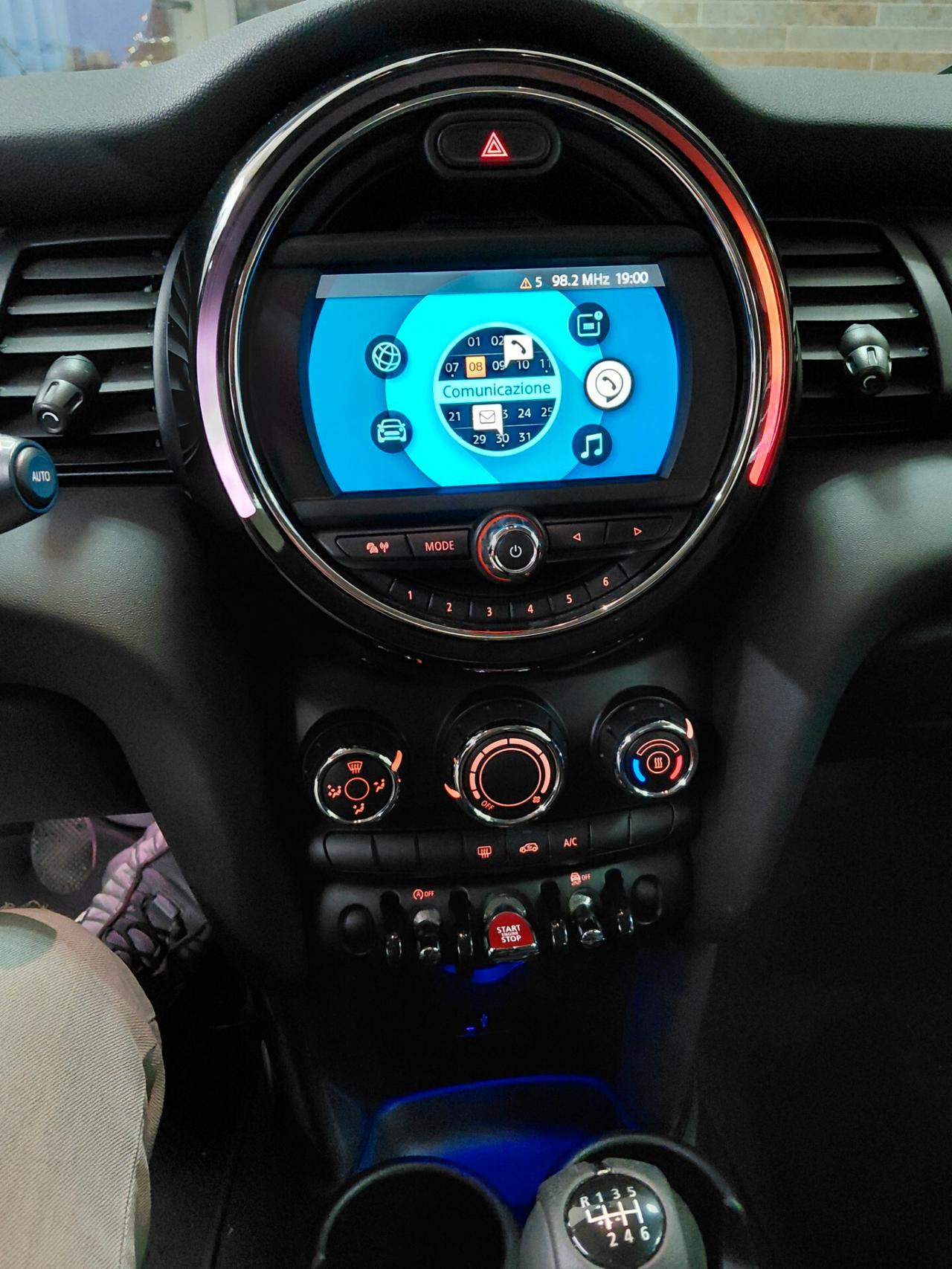 Mini 1.5 One anno 2018 soli 64000 km