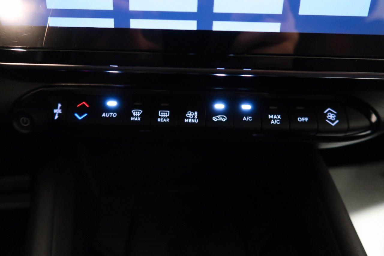 Alfa Romeo Junior 1.2 ibrida Ti 145cv edct6