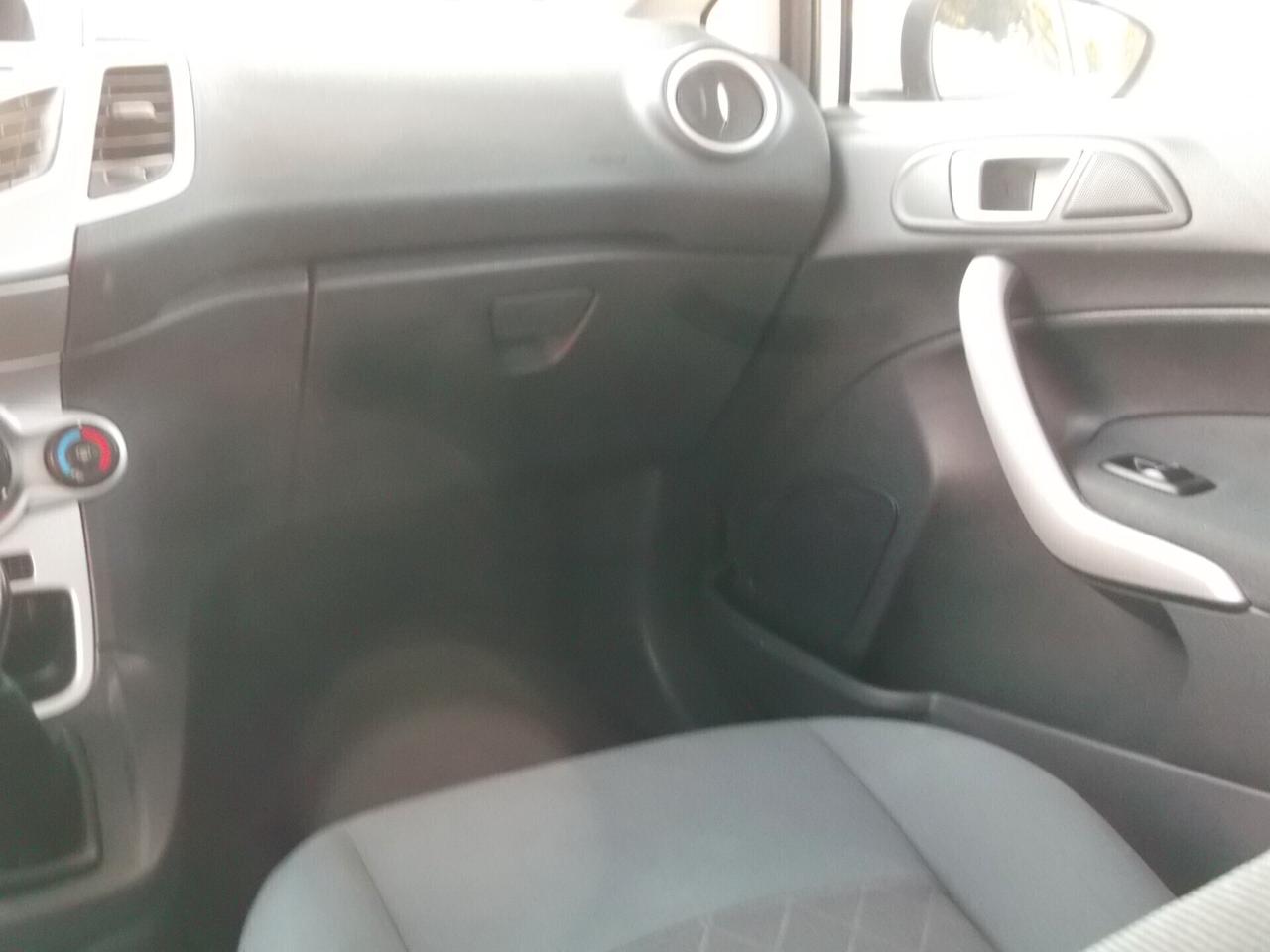 Ford Fiesta 1.4 GPL Neopatentati 2012