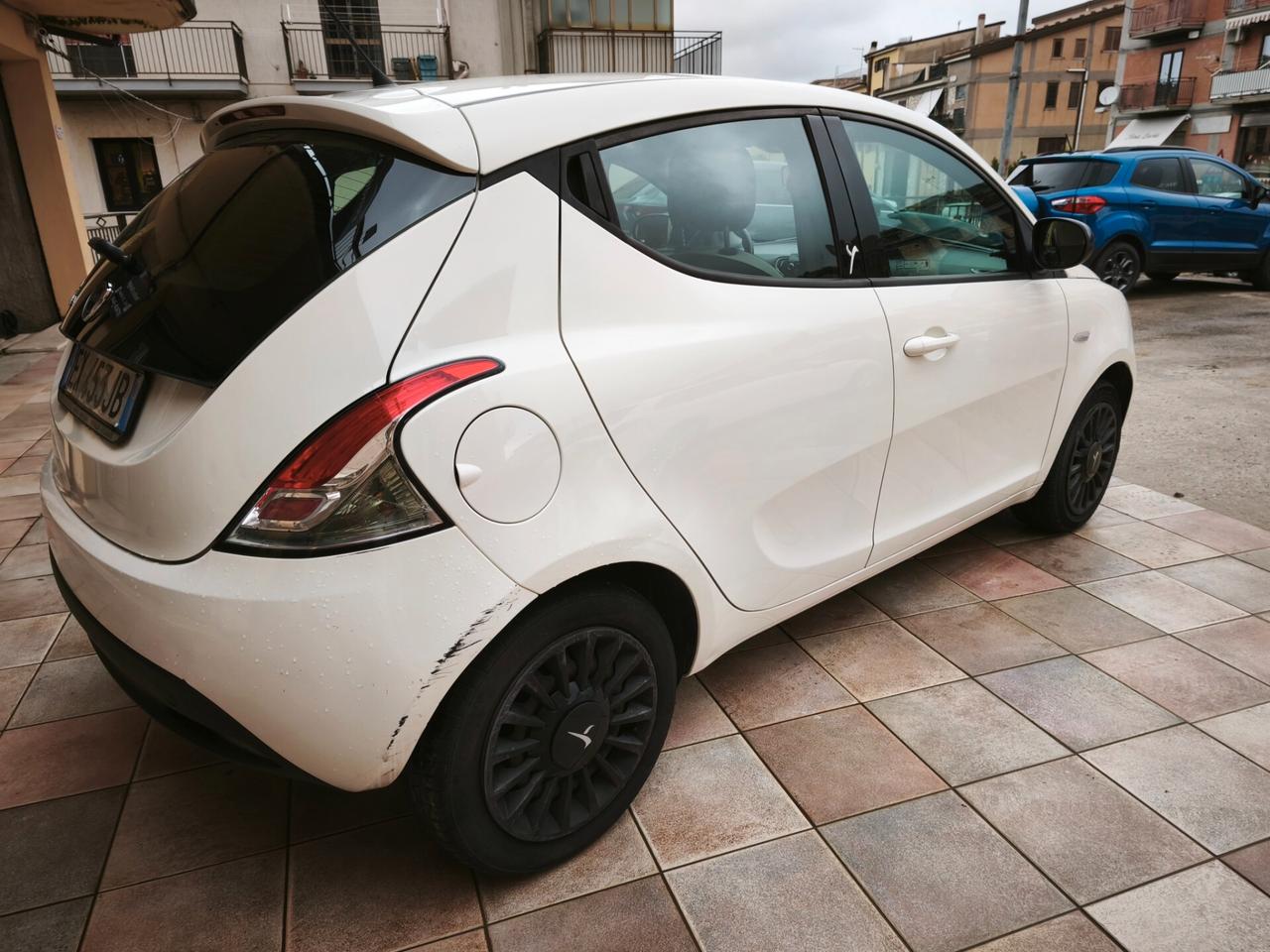 Lancia Ypsilon 1.2 Benzina GPL