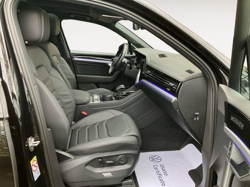 Volkswagen Touareg 3.0 V6 TDI SCR 210kW Elegance R-line Exterior