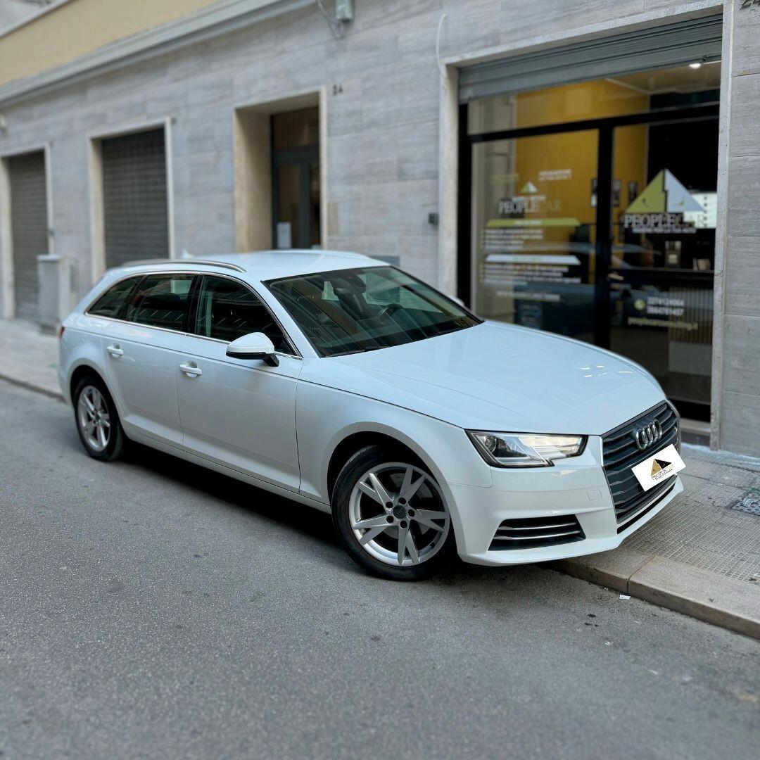 Audi A4 Avant **TUA A 230€ AL MESE**