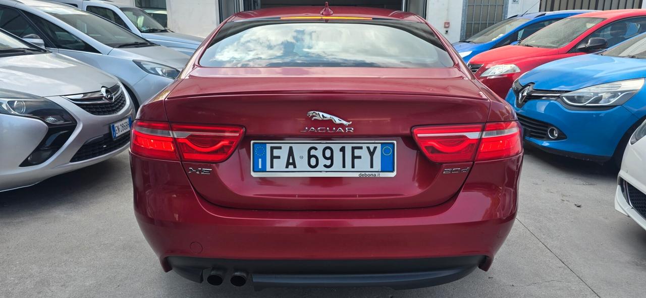 Jaguar XE 2.0 D Turbo 180CV aut. Prestige Business Edition