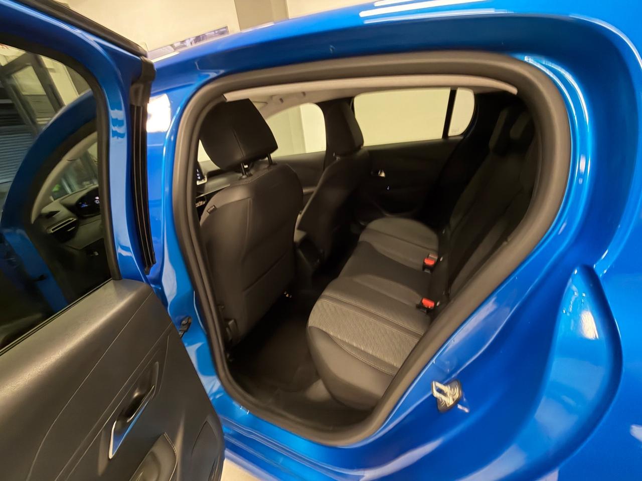 Peugeot 208 PureTech 100 Stop&Start 5 porte Allure 170 al mese