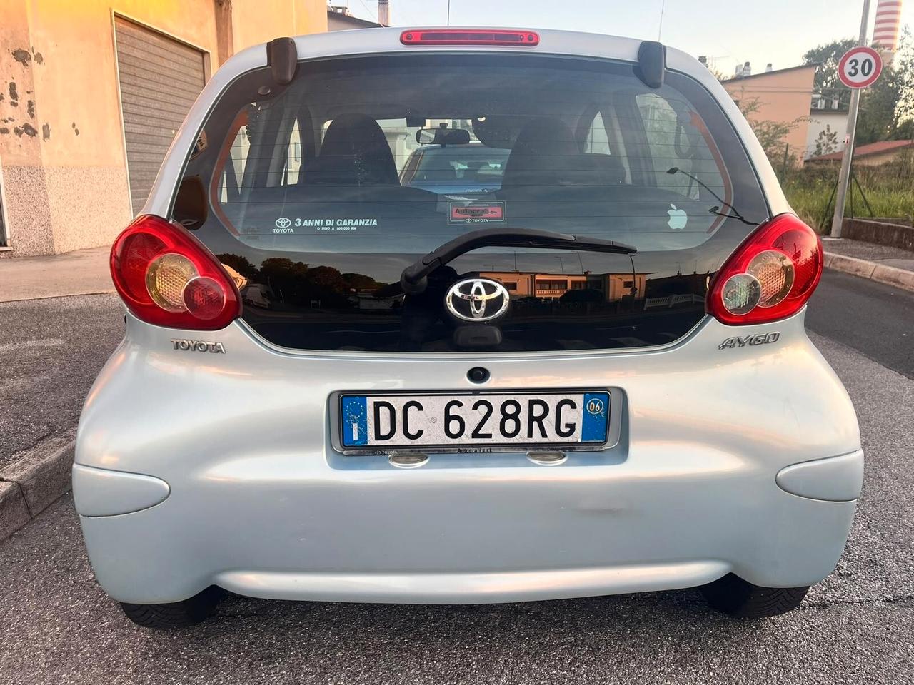 Toyota Aygo 1.0 12V VVT-i 5 porte Neopatentati