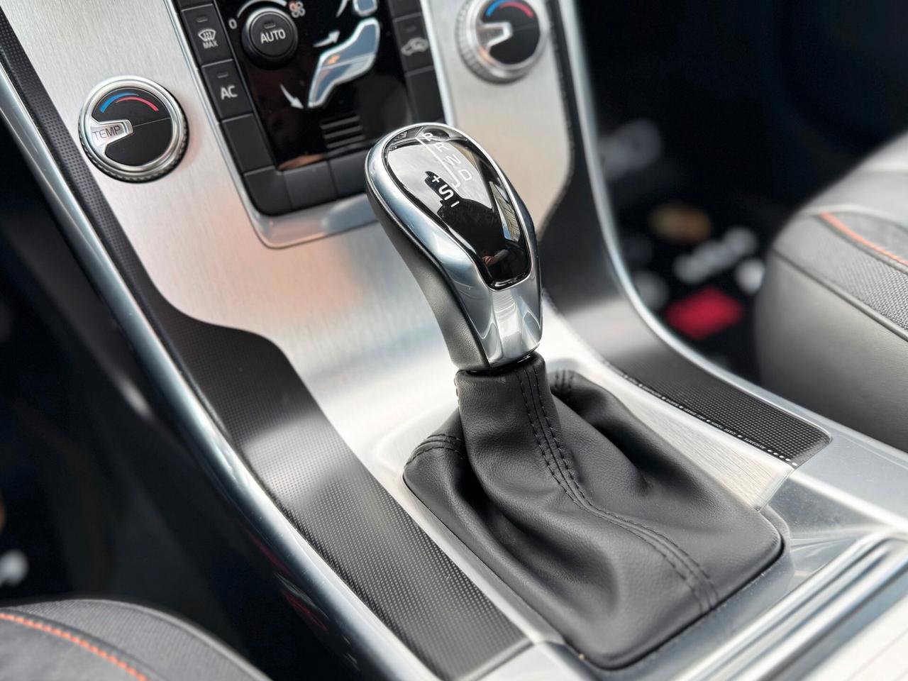 Volvo XC 60 2.0 D4 Geartronic 163cv Ocean Race | PREZZO PROMO