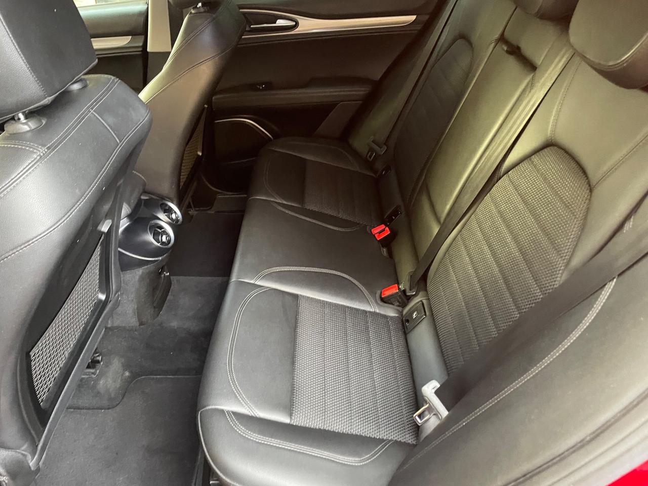 Alfa Romeo Stelvio 2.2 Turbodiesel 190 CV AT8 RWD Executive