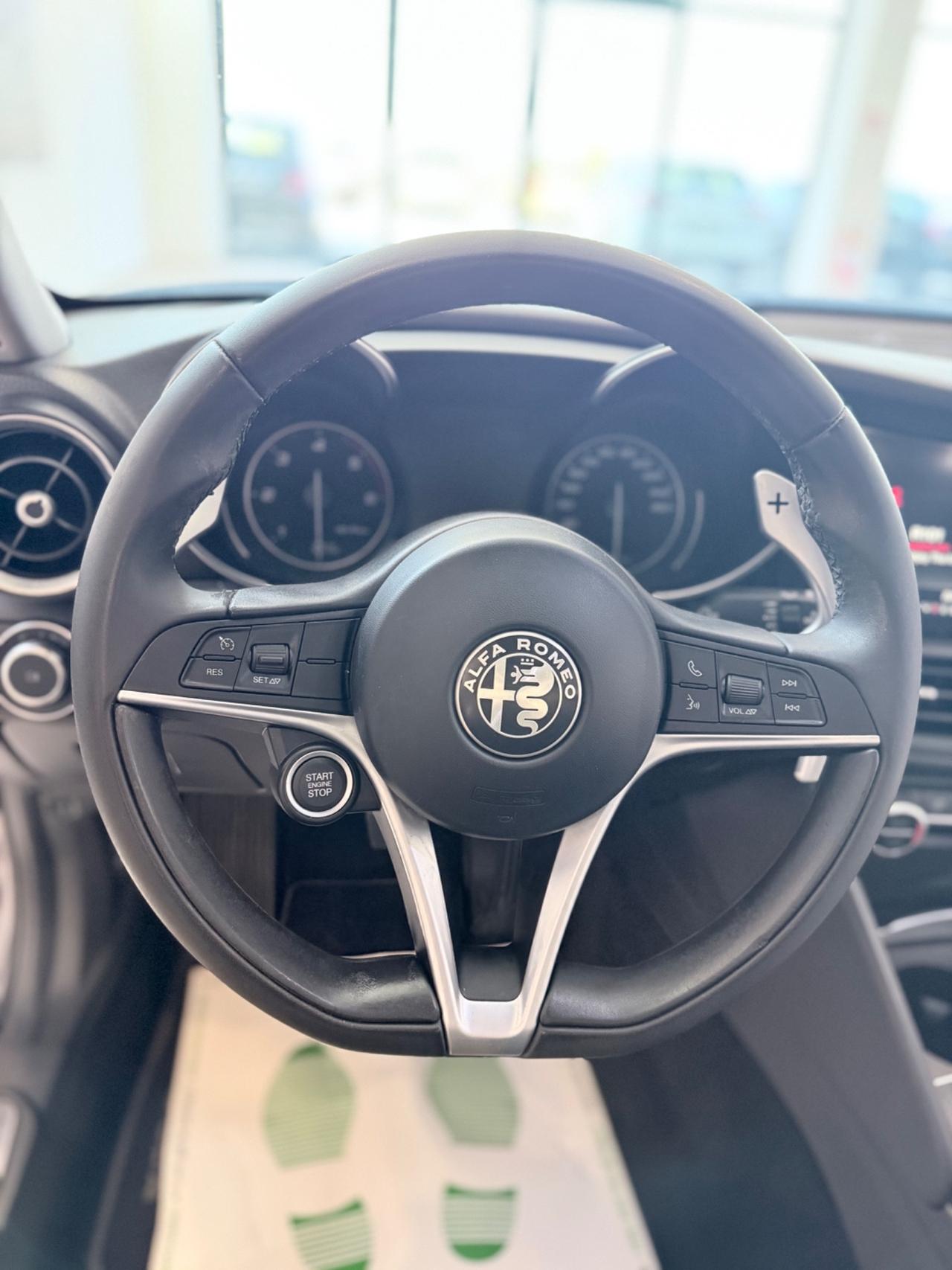 Alfa Romeo Giulia 2.2 Turbodiesel 180 CV AT8 Eco Business