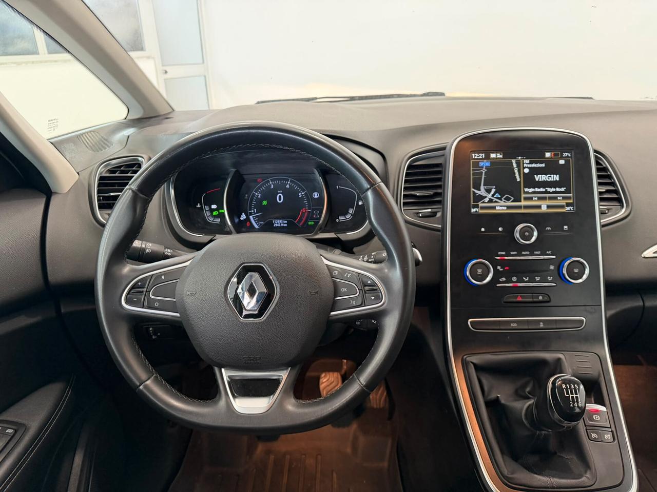 Renault Scénic TCe 140 CV EDC FAP Intens