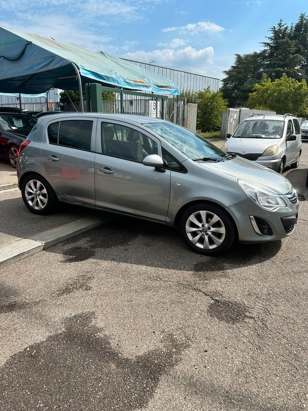 Opel Corsa 1.2 85CV 5 porte GPL-TECH Elective