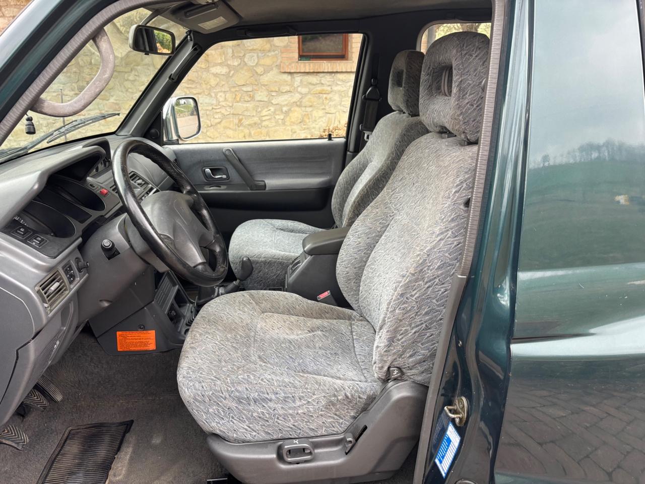 Mitsubishi Pajero 2.5 TDI 100CV GLS