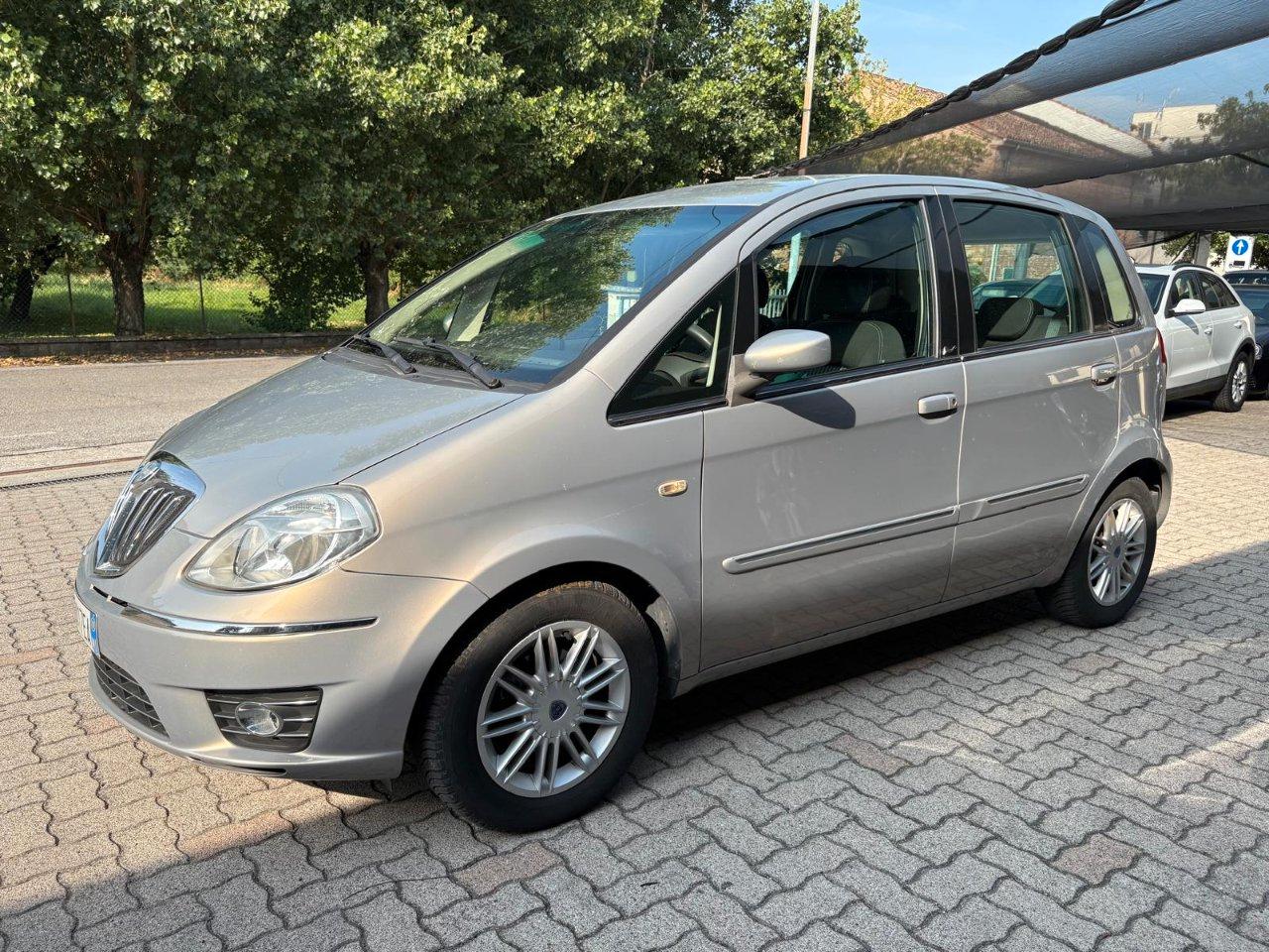 Lancia Musa 1.4 16v Oro OK NEOPATENTATO