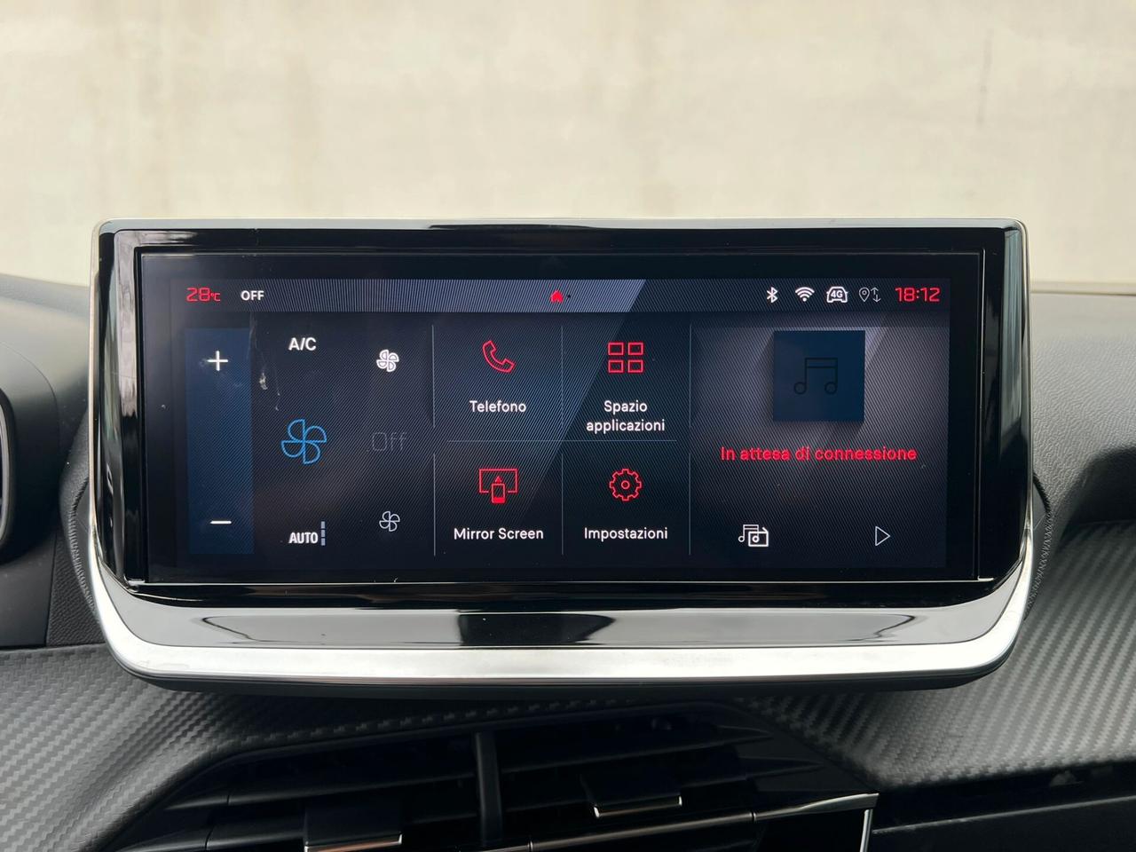 PEUGEOT 2008 1.5 HDI 130CV 2024 ALLURE PACK!!!!!!