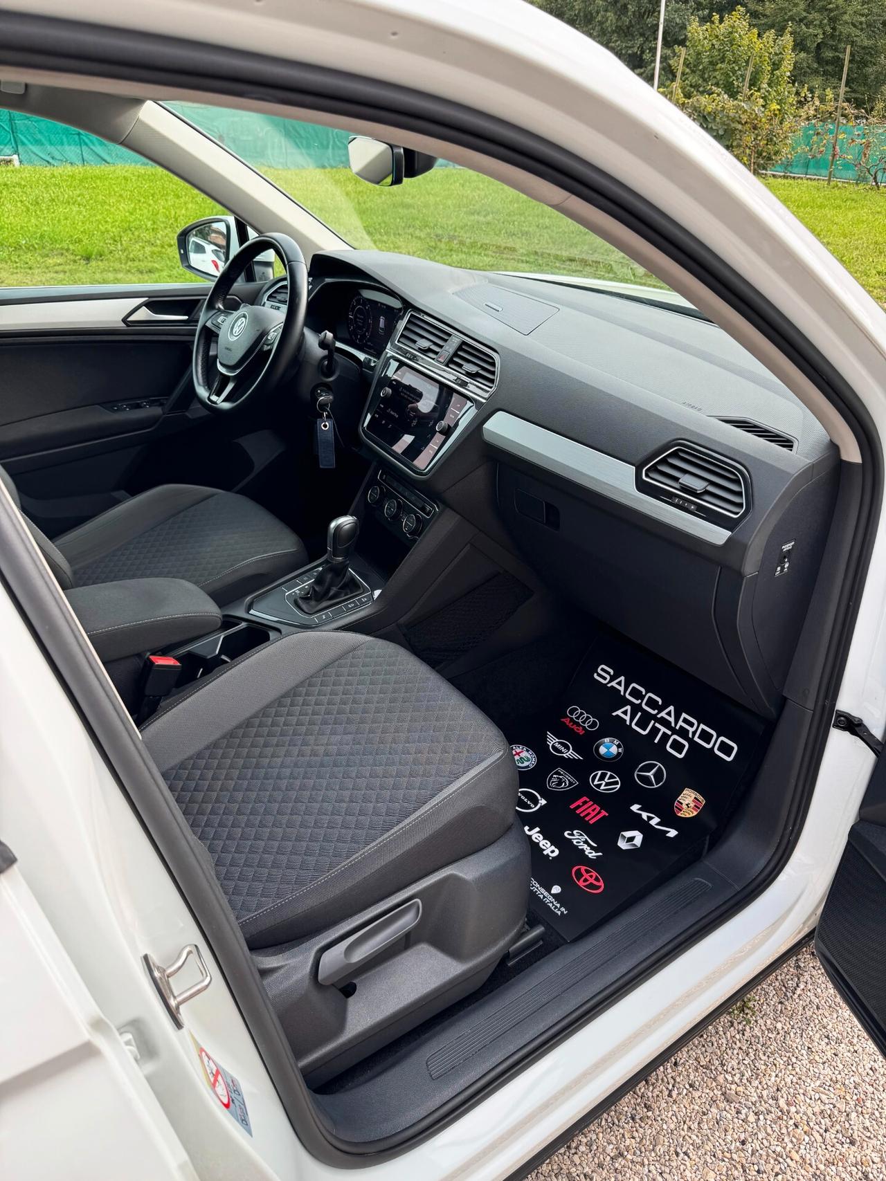 Volkswagen Tiguan 2.0 TDI 150cv DSG Sport R-Line | UNICO PROP.
