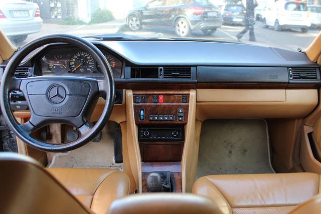 MERCEDES-BENZ CE 300 -24(C124)