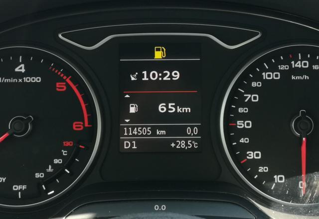 AUDI Q2 30 TDI S tronic Business Design