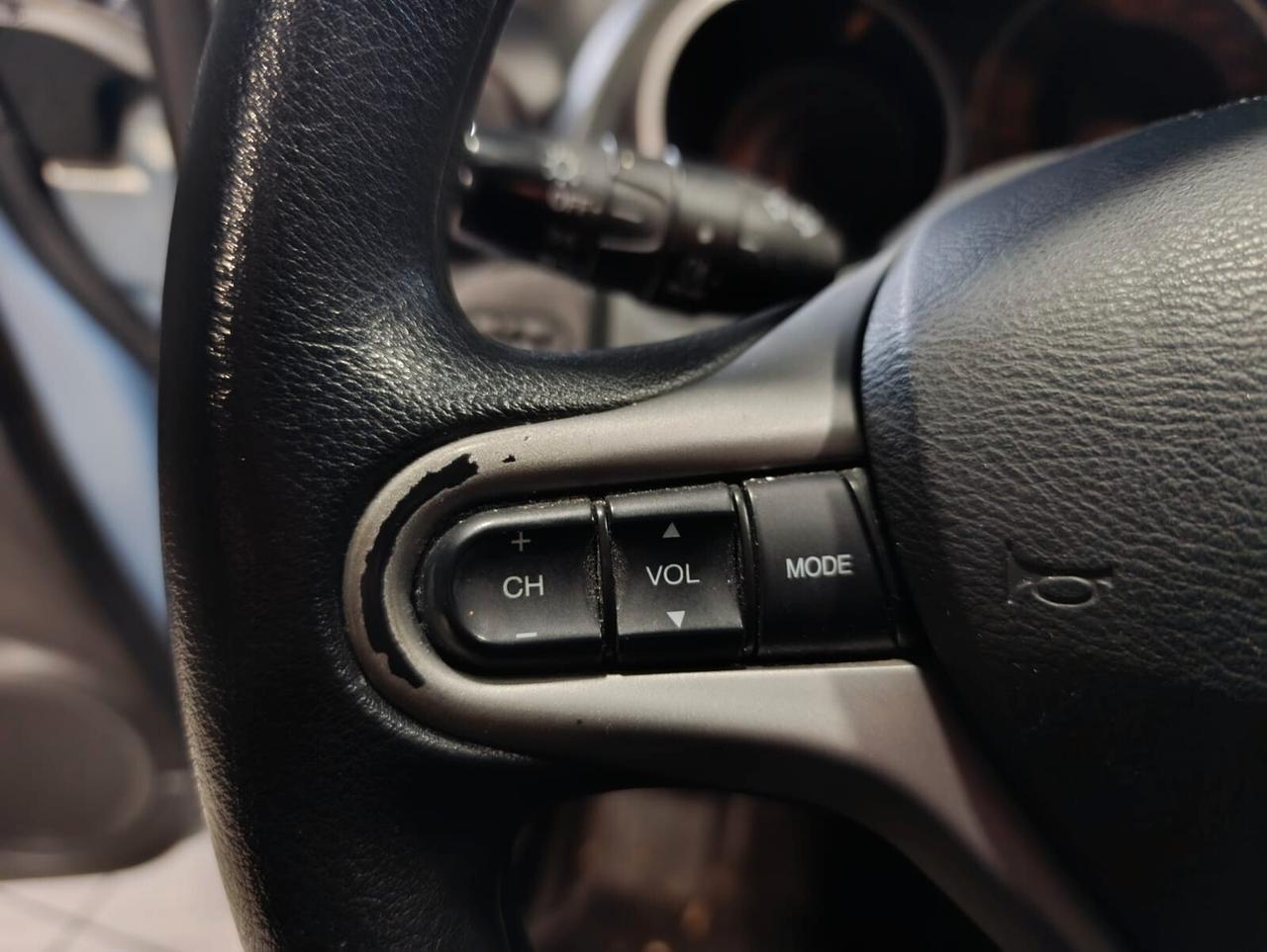 HONDA JAZZ del 2009 1200 BENZINA