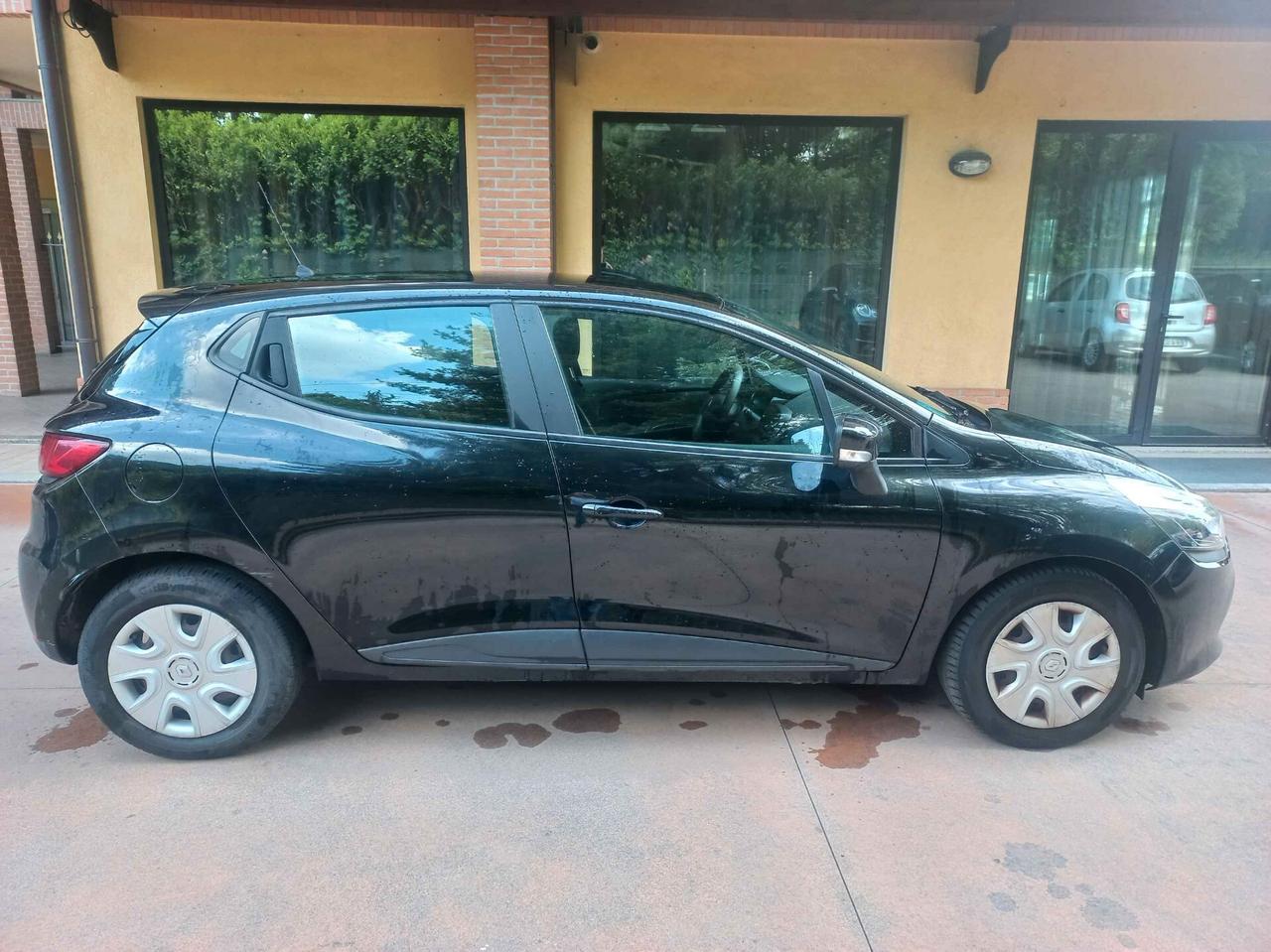 Renault Clio 1.2 75CV 5 porte Wave
