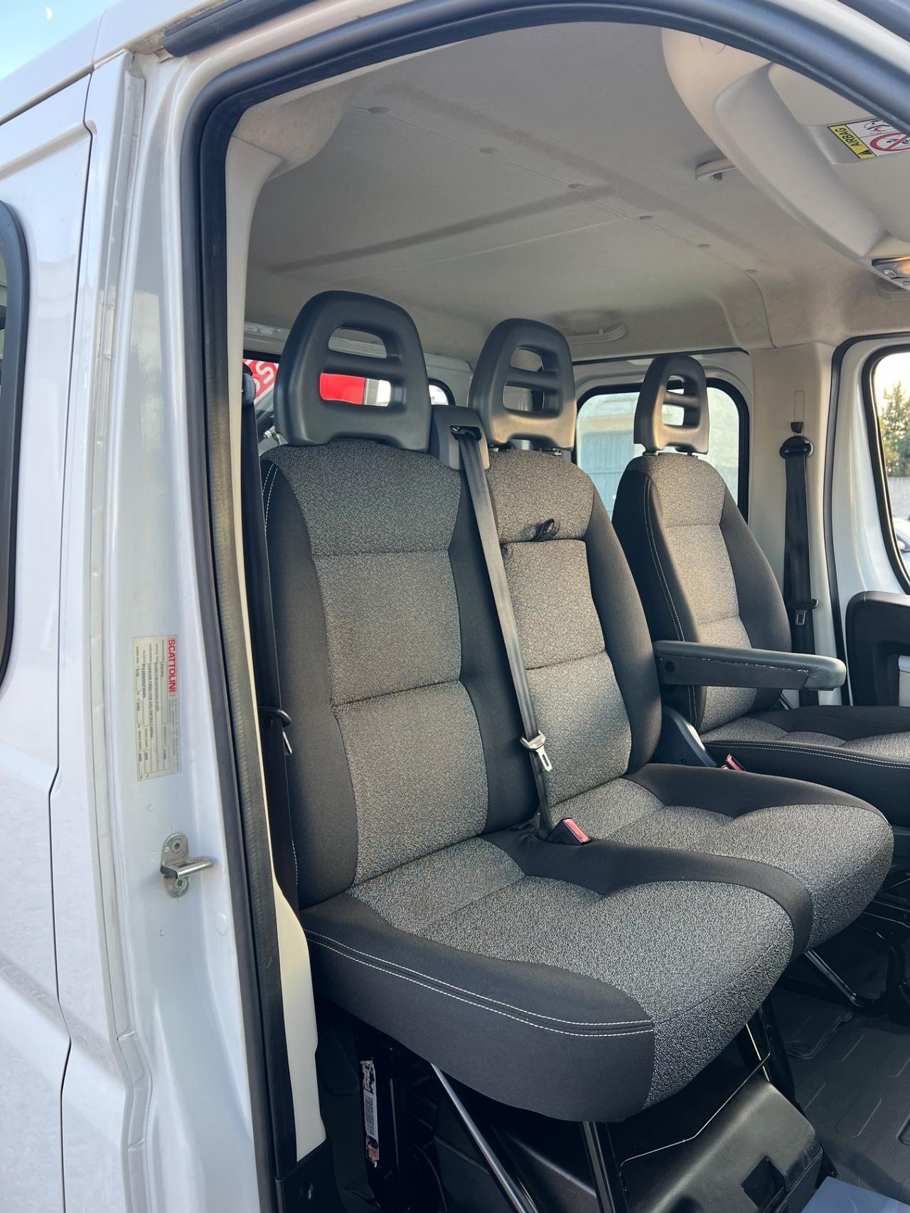 Fiat Ducato con Gru doppia cabina 7 posti