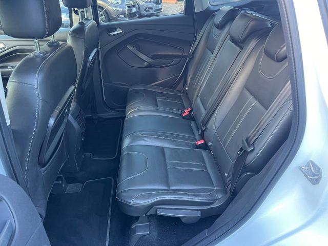 FORD Kuga 2.0 TDCI 150 CV S&S 4WD Powershift Titanium