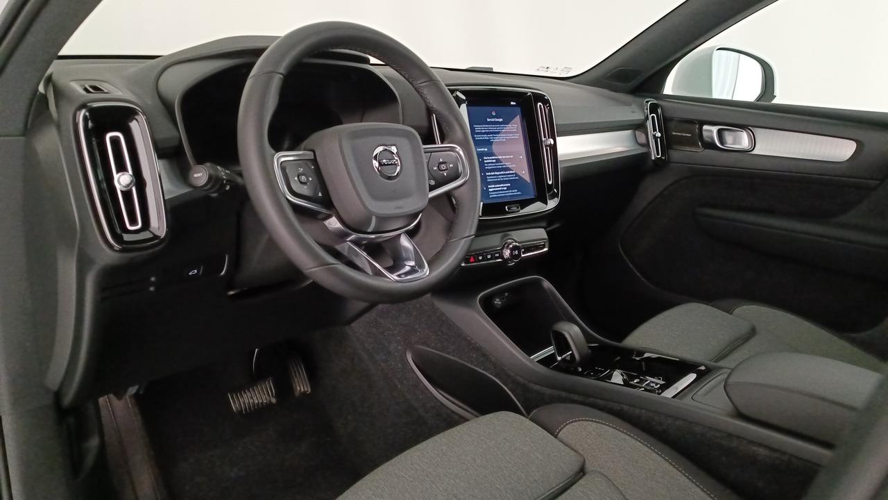 VOLVO XC40 2.0 b3 Core auto
