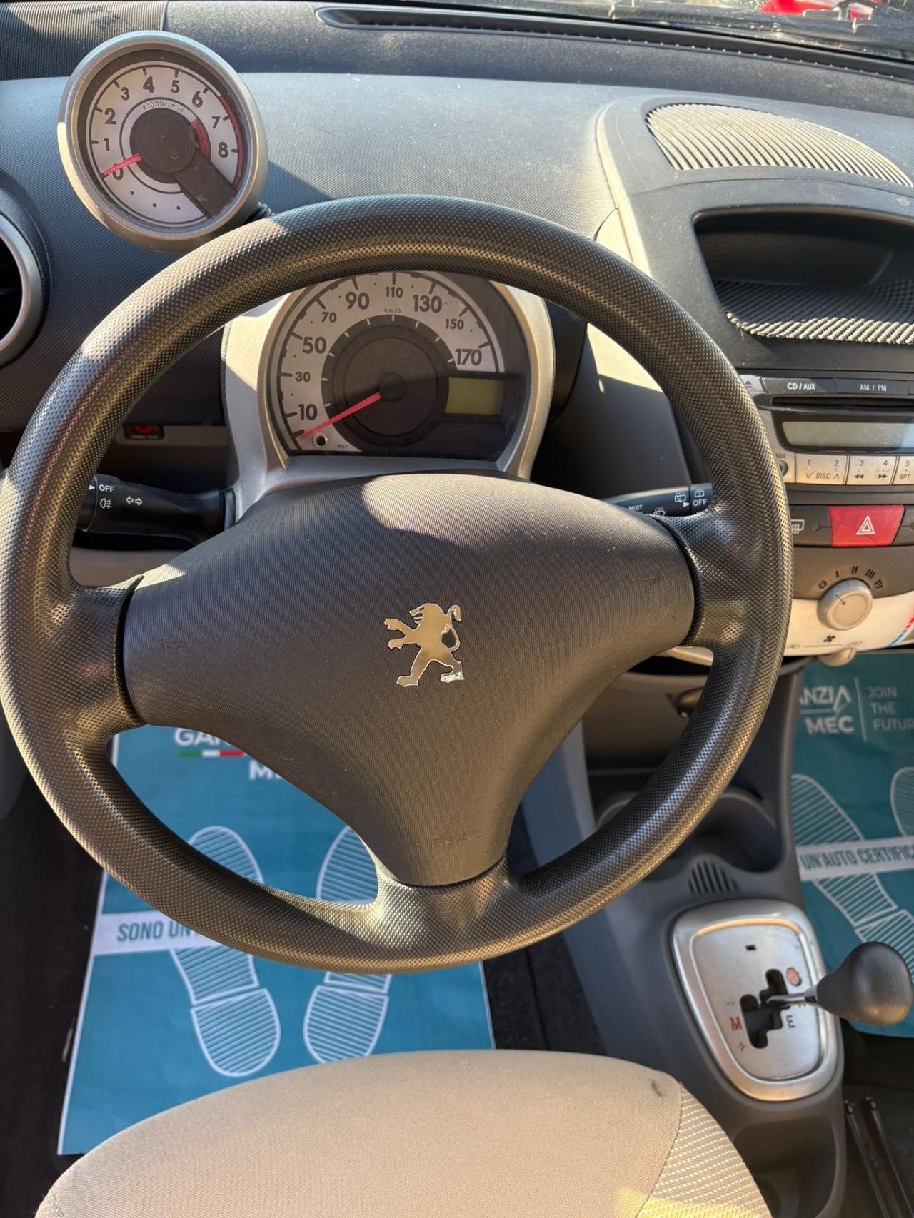 Peugeot 107 1.0 68CV 5p. Sweet Years 2Tronic