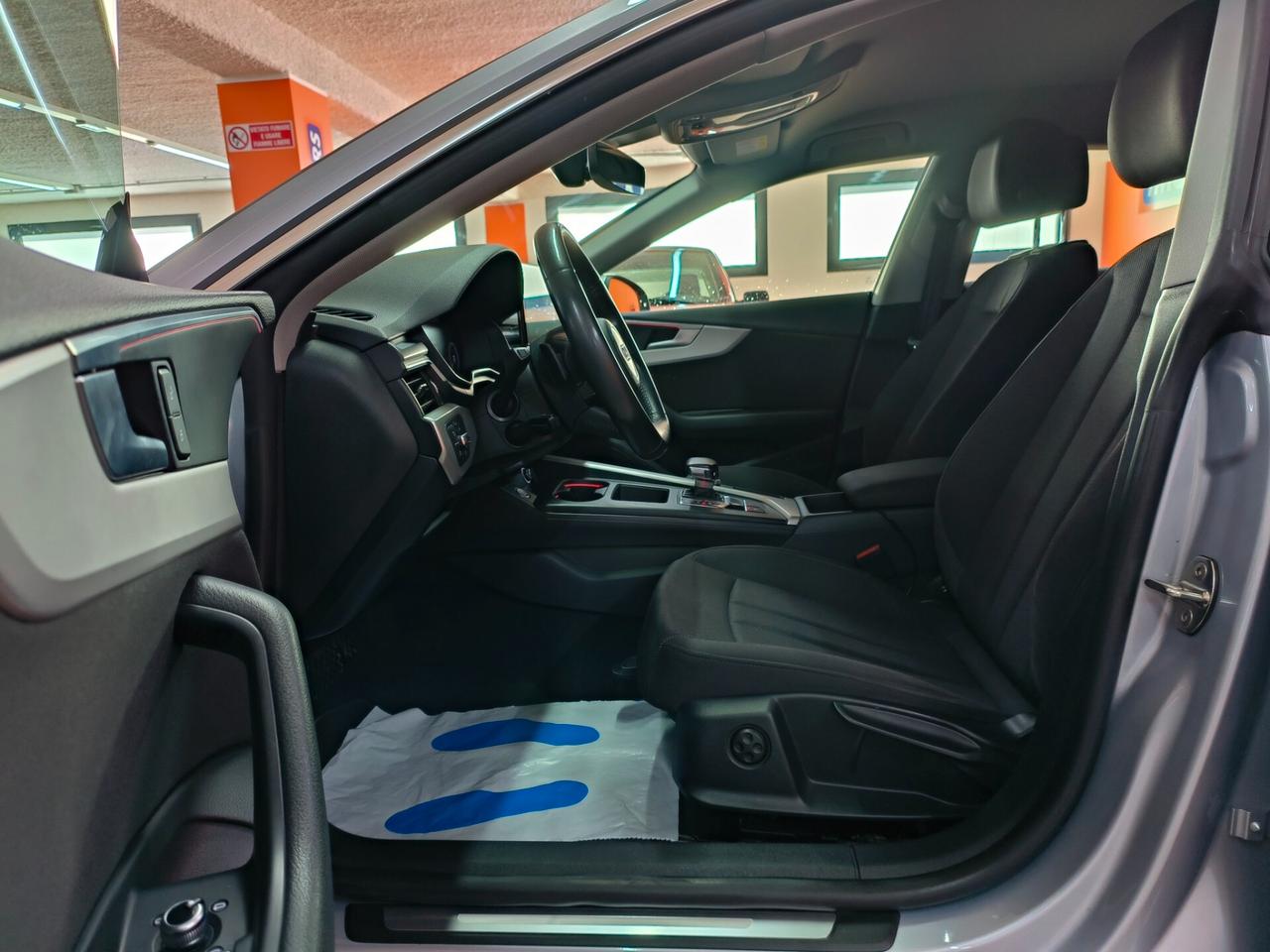Audi A5 35 TDI S tronic line edition - 2020