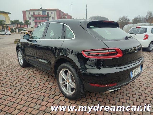 PORSCHE Macan 2.0